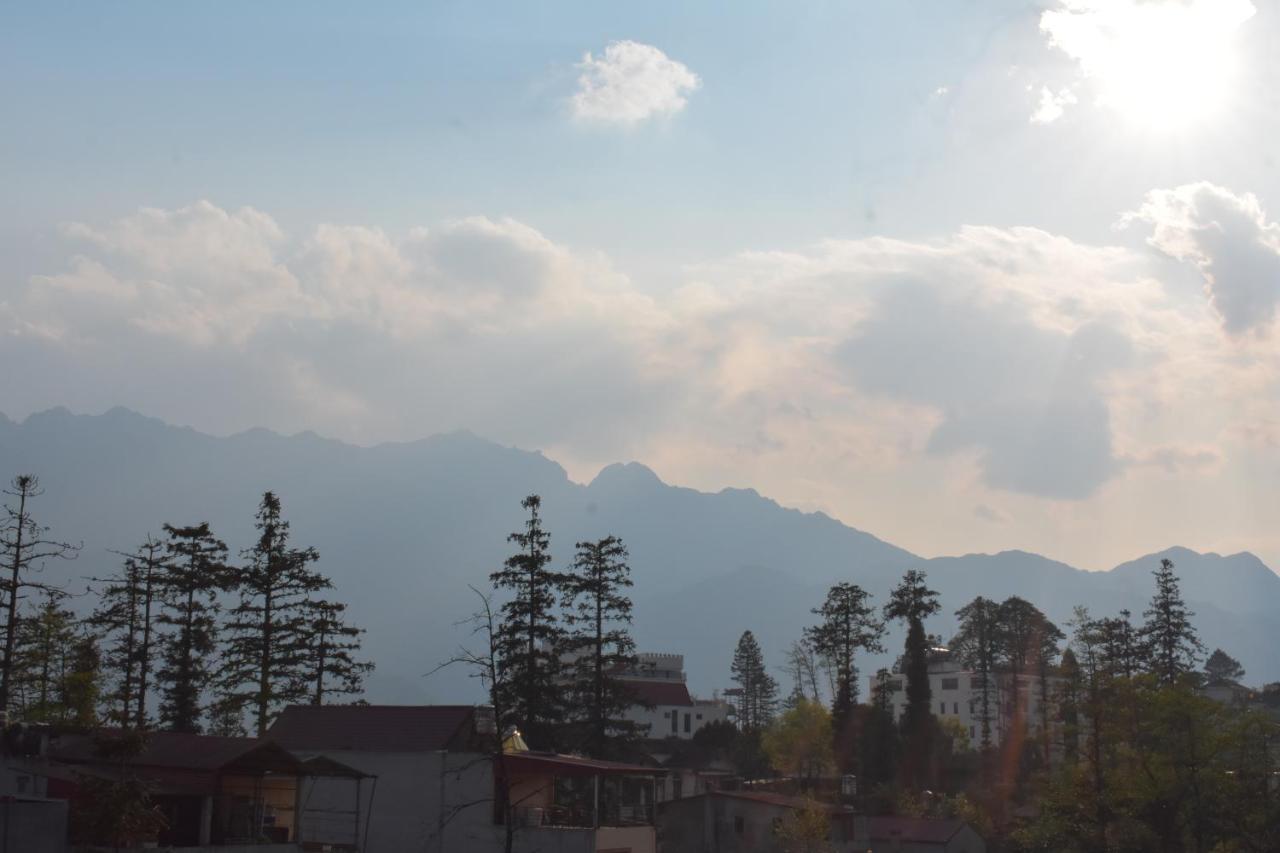 Otis Sapa Hotel エクステリア 写真